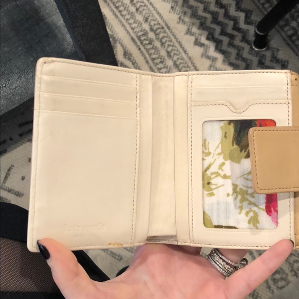 Kate Spade Wallet - Picture 3 of 4